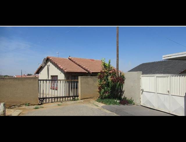 2 BEDROOM HOUSE FOR SALE IN NATURENA